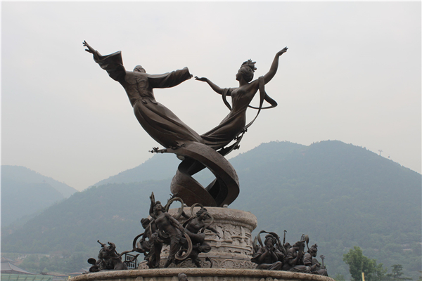 飛天廣場雕塑.jpg 飛天廣場雕塑.jpg