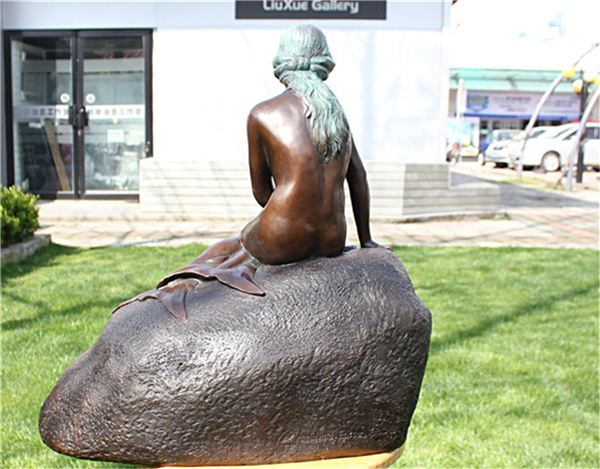 美人魚銅雕塑圖片.jpg
