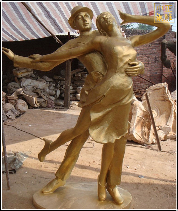 西方鎏金人物雕塑.jpg 西方鎏金人物雕塑.jpg