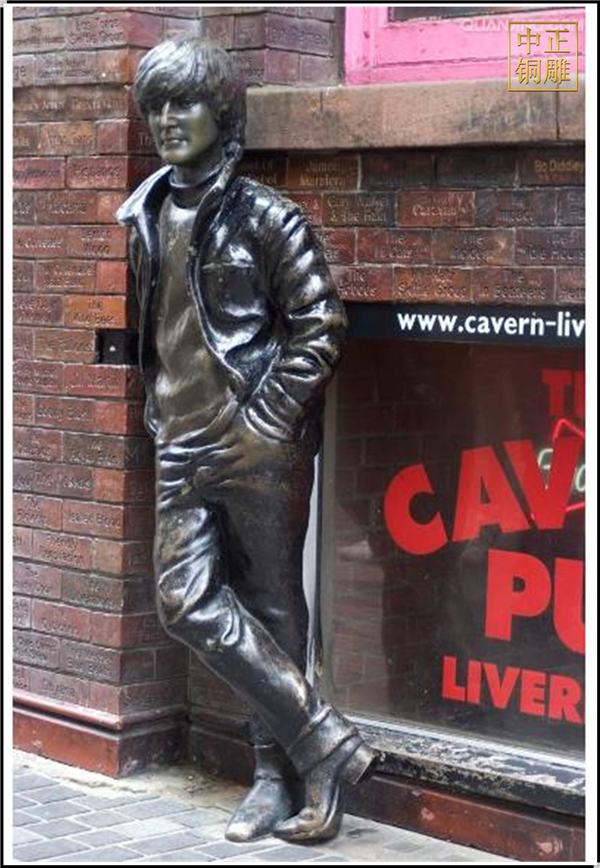 街頭青少年現代人物雕塑.jpg 街頭青少年現代人物雕塑.jpg