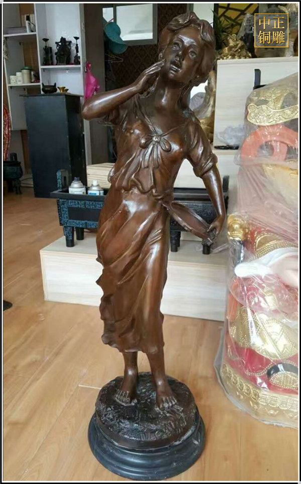 西方小女孩人物銅雕塑.jpg 西方小女孩人物銅雕塑.jpg