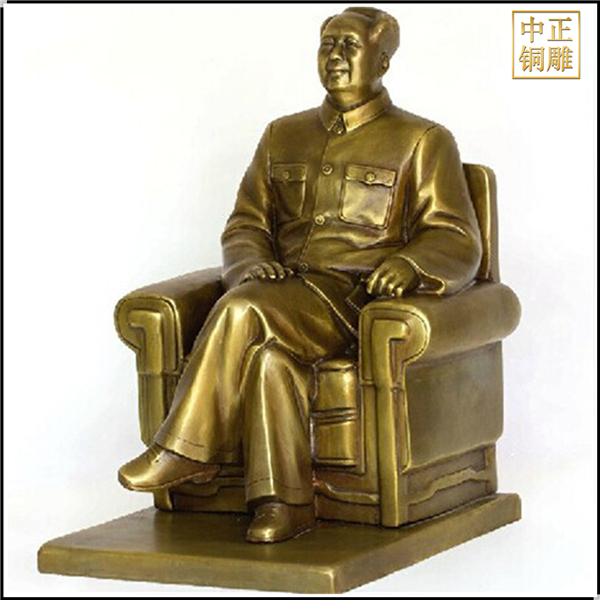 毛澤東鎏金雕塑.jpg 毛澤東鎏金雕塑.jpg