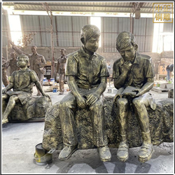 鑄造校園看書雕塑擺件 鑄造校園看書雕塑擺件