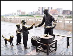 烤紅薯情景小品銅雕 烤紅薯情景小品銅雕