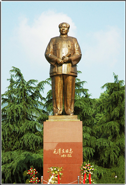 室外大型毛主席人物雕塑 室外大型毛主席人物雕塑